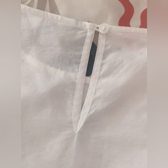 NWT Crown & Ivy Lightweight Blouse with Embroidered Seahorses Bell Sleeves PXL - Picture 11 of 12